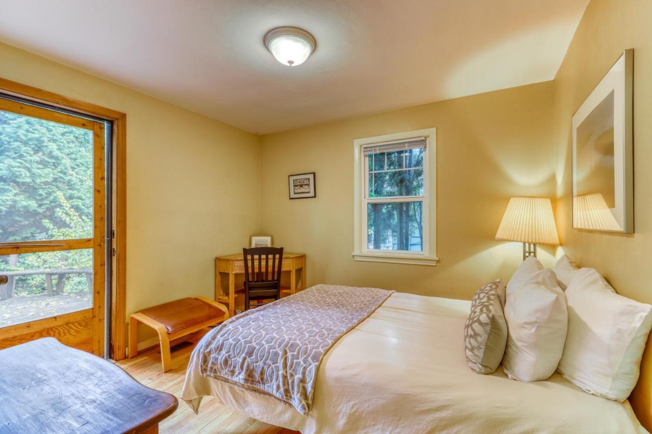 Husky Hideaway - 2 Bed 1 Bath Vacation Home In Seattle Bagian luar foto